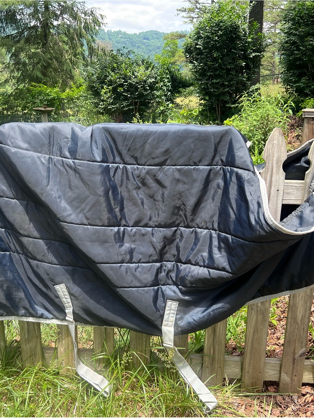 Horseware Ireland Amigo Stable Blanket 81” Navy Blue Quilted Horse Blanket